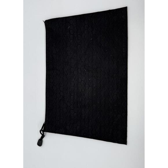 DAS Hex Pattern Drawstring Storage Pouch 9"x7" - Picture 3 of 4